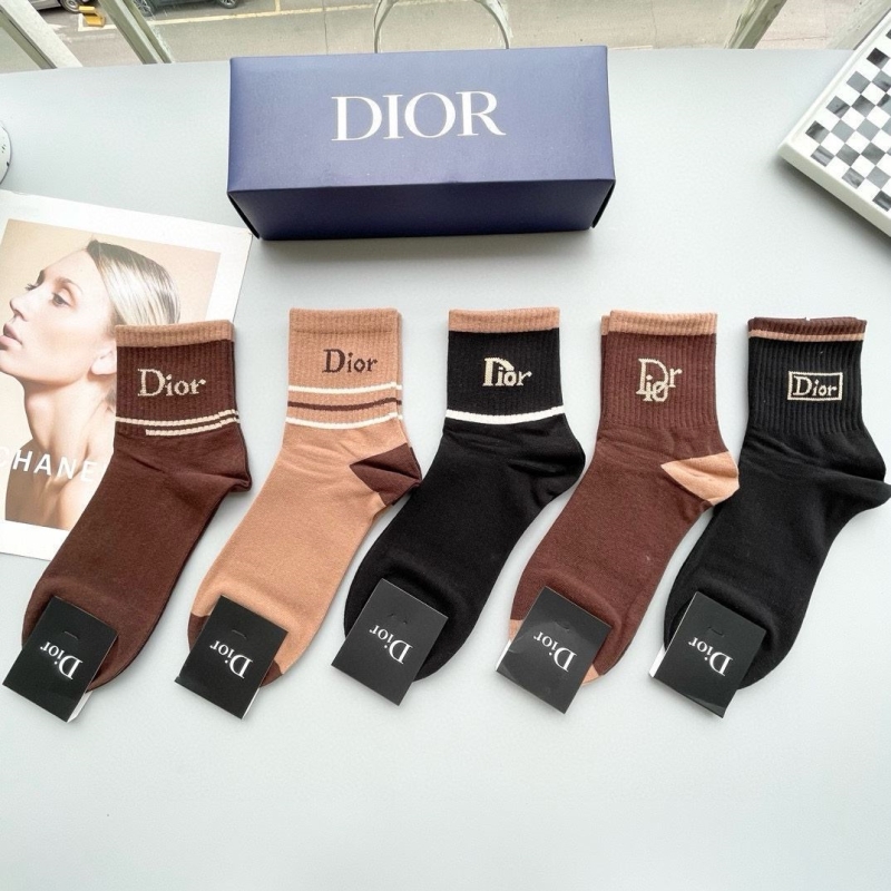 DIOR